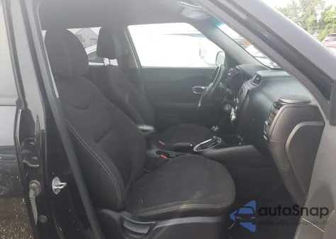 2017 Kia Soul z USA, uszkodzony, nr VIN KNDJN2A21H7443441